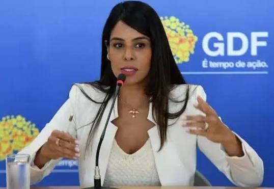 Nova força no cenário político: Mayara Noronha ganha espaço como possível candidata à Câmara Federal
