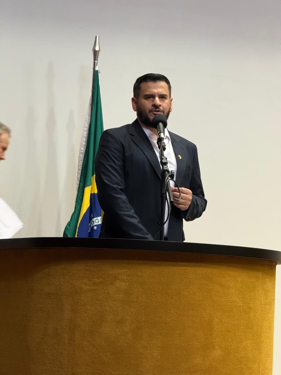 Miller Gomes: O comunicador que une credibilidade, impacto social e um novo horizonte no Brasil.